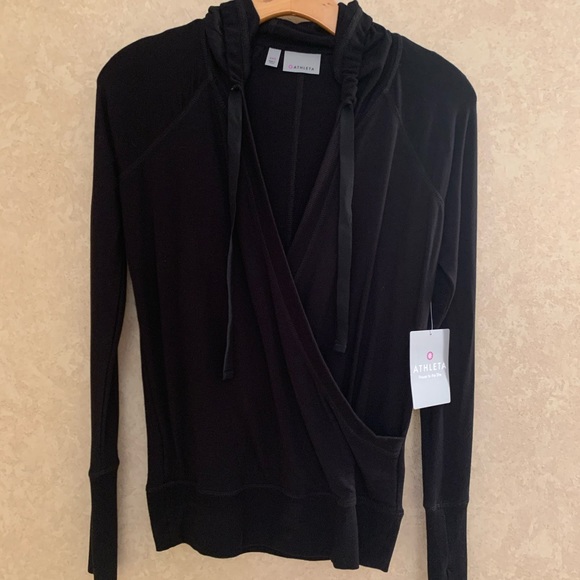 NWT 🛑 MAKE AN OFFER Athleta Inner Twist Hoodie - Picture 2 of 5